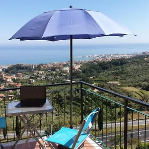Tra Cielo E Mare Bed & Breakfast Pietra Ligure