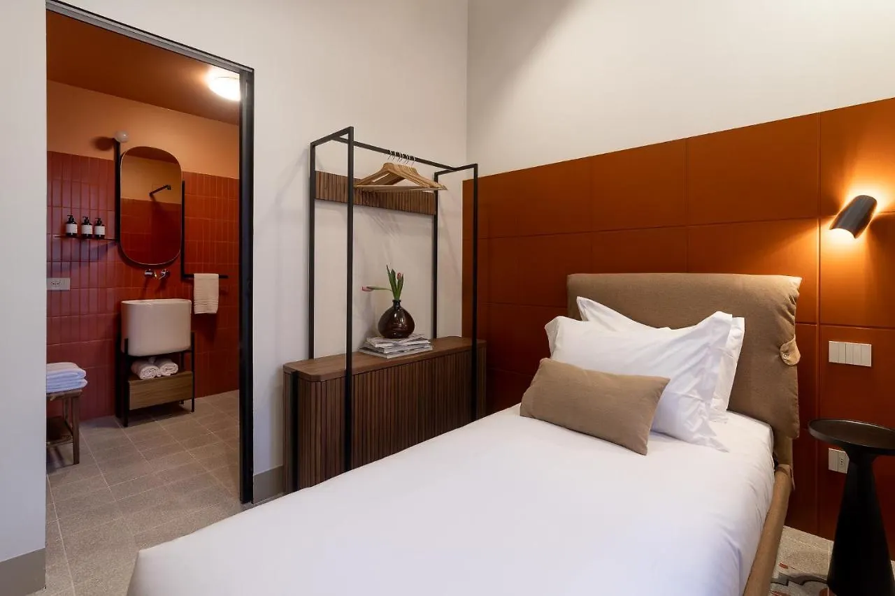Ca Bela - Pergolesi Hotel Milan Guest house